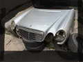 Преден капак за Мерцедес Е-класа W210 - очиларка, снимка 1
