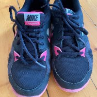 Маратонки Nike 34 номер, снимка 6 - Детски маратонки - 34084921