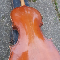 Цигулка Кремона с лък и куфар , снимка 9 - Струнни инструменти - 44640383