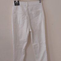 Бял панталон ,размер М, снимка 1 - Панталони - 40874372