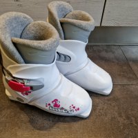 Детски Ски, щеки и Обувки Rossignol, снимка 8 - Спортна екипировка - 39869905