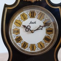 Седмичен настолен СССР часовник Агат, снимка 3 - Антикварни и старинни предмети - 41066698