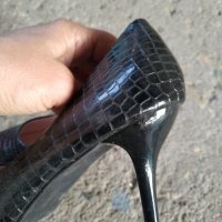 Нови, дамски, черни обувки с ток, снимка 4 - Дамски елегантни обувки - 42205545