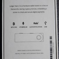 Ledger Nano S - Хардуерен портфейл за Bitcoin и Криптовалути, снимка 4 - USB Flash памети - 40870113