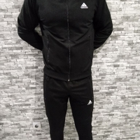 Мъжки спортен екип Adidas , снимка 1 - Спортни дрехи, екипи - 35042567