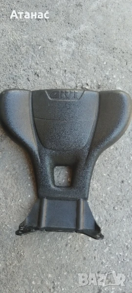 Облегалка за скутер Givi, снимка 1