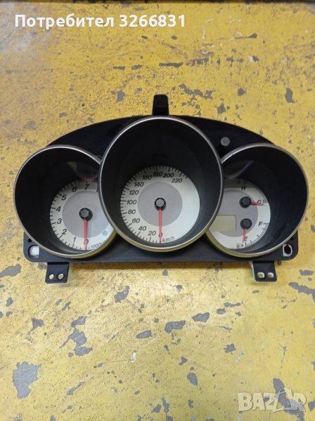 Mazda 3 табло километраж , снимка 1