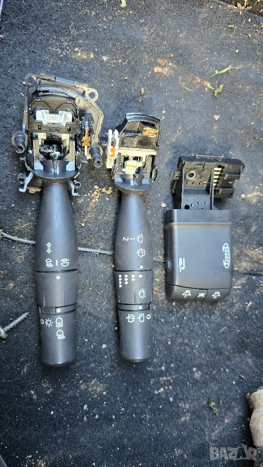 Лост мигачи, чистачки и радио Рено Renault , снимка 1