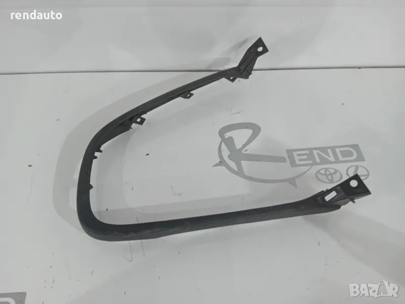 58814-0d020 Лайсна toyota yaris cross 1.5 hybrid 2019-2024, снимка 1