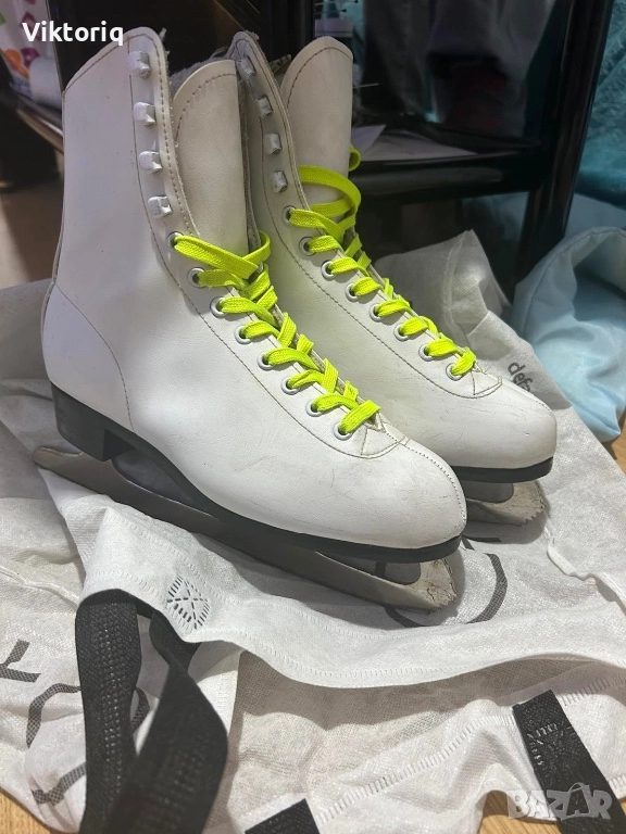 Дамски кънки за лед, снимка 1