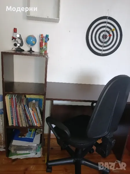 бюро,стол и етажерка, снимка 1