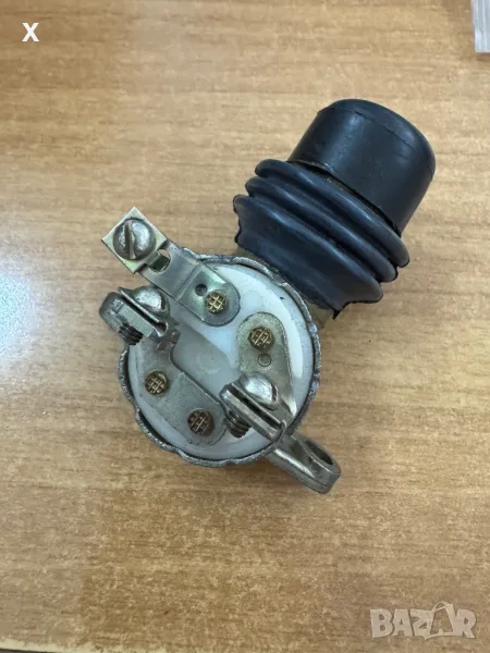 П53А КРАЧЕН КЛЮЧ УАЗ ГАЗ ЗИЛ НОВ ОРИГИНАЛЕН, снимка 1