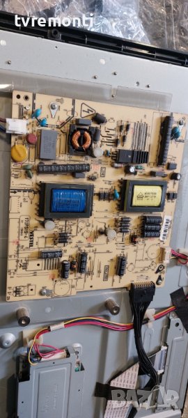 Платка 17IPS19-4 V 130612 for 32 inc DISPLAY MT3151A05-1 for Hitachi 32H8L02, снимка 1