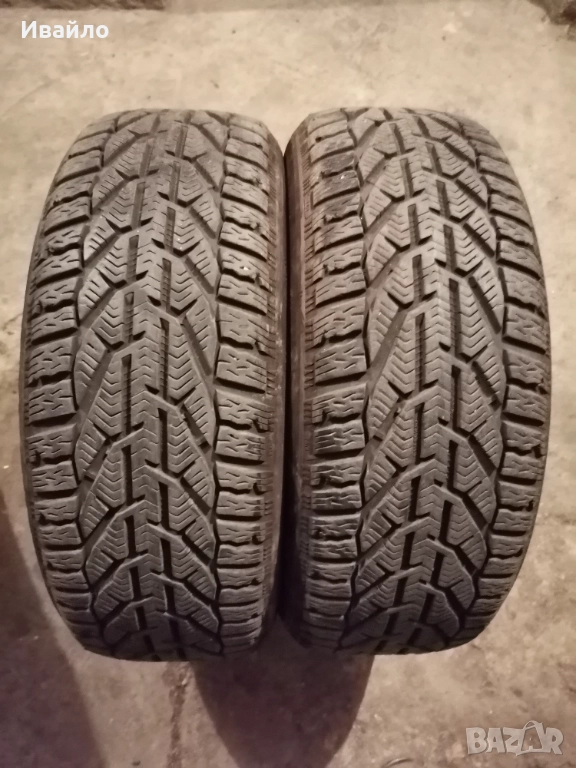 Продавам 2 броя зимни гуми 205.55.16 на 1 сезон дот 2021 Kormoran , снимка 1
