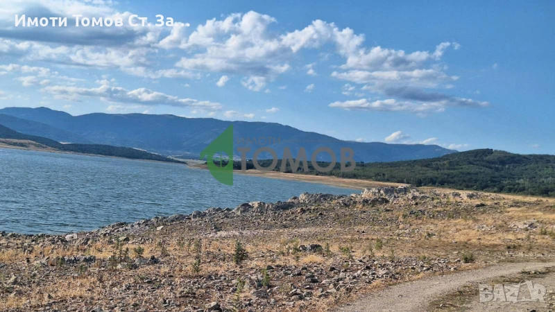 Урегулиран парцел на брега на язовир Жребчево, снимка 1