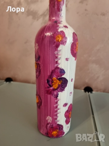 Ръчно рисувана бутилка с маслени бои