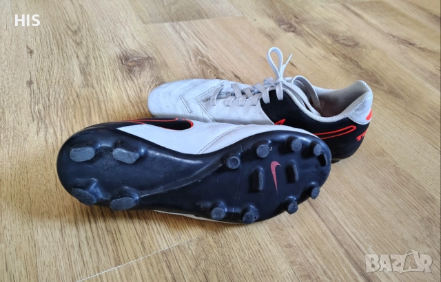 Детски футболни бутонки Nike, бутонки 38.5 номер, снимка 2 - Футбол - 52178764