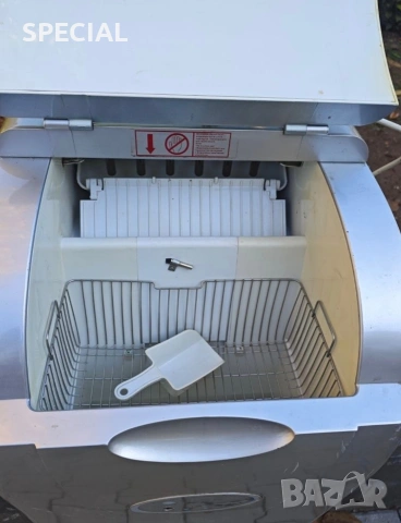 Машина за лед , Ледарка