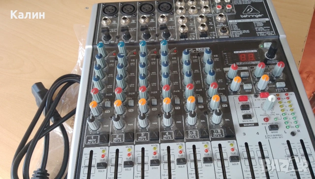 Behringer xenyx X1204 USB. Смесителен пулт, снимка 4 - Ресийвъри, усилватели, смесителни пултове - 53521768