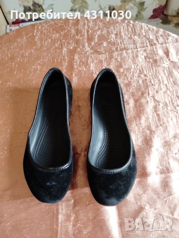 Оригинални обувки CROCS , снимка 2 - Дамски ежедневни обувки - 53408949