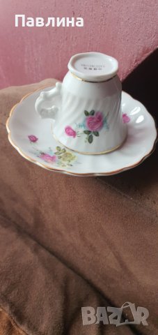 Малки порцеланови чашки, снимка 2 - Чаши - 44240373
