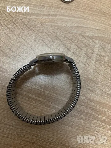 Швейцарски ретро часовник DOXA – колекционерски и работещ, снимка 2 - Мъжки - 39534352