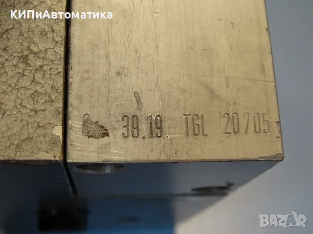 пневматичен блок wmw DDR StGK04/0400 Pneumatic Valve NW-6mm Orsta TGL20705, снимка 7 - Резервни части за машини - 47676021