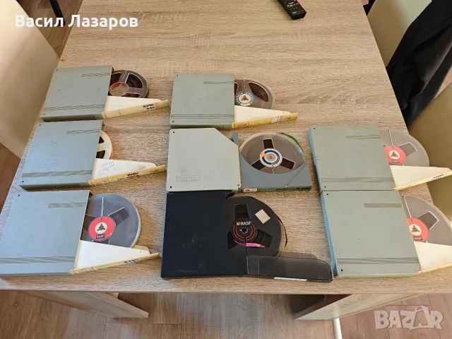 Магнетофонни ролки 15 см с пластмасови кутии и лента 