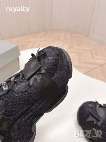 Balenciaga Нови Черни Дамски Маратонки , снимка 2 - Маратонки - 53705209