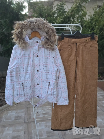 Дамски ски екип ХЛ-2ХЛ  нов панталон O'Neill 5000mm и яке Esprit Sports Tech 10000mm, снимка 15 - Зимни спортове - 52942517