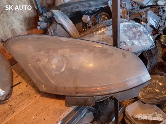 Citroen C4 Grand Picasso десен фар xenon , снимка 1