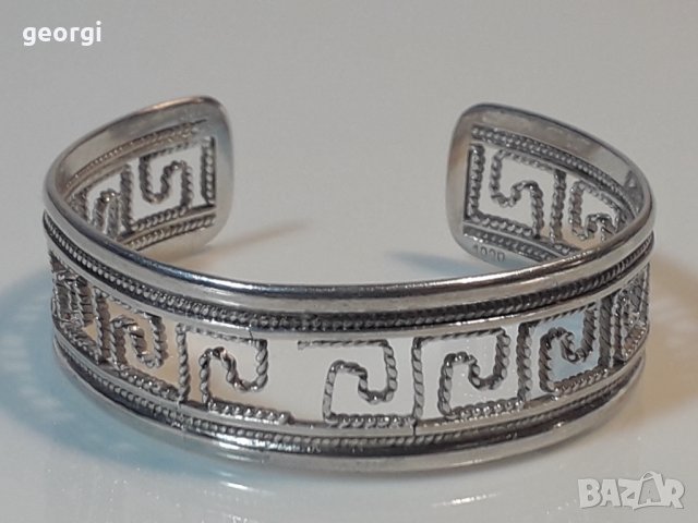 Сребърна гривна белезник