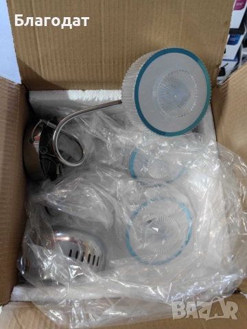 Стилен LED спот с 3 светлини, снимка 4 - Полилеи - 52514187