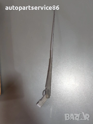 Задна чистачка с рамо за Mazda 626 Хечбек (1999-2001)