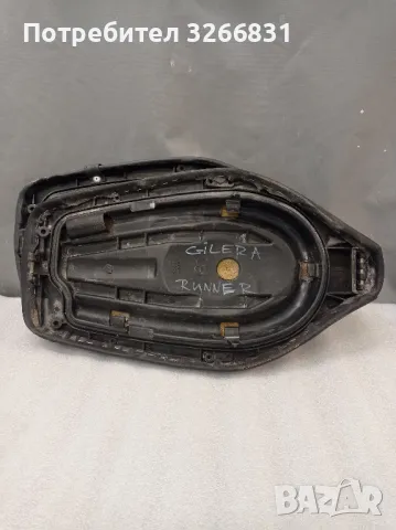 скутер ДЖИЛЕРА GILERA Runner седалки, снимка 6 - Части - 48802157