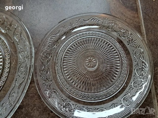 два стъклени подноса за сладки    16/3, снимка 3 - Антикварни и старинни предмети - 48977656