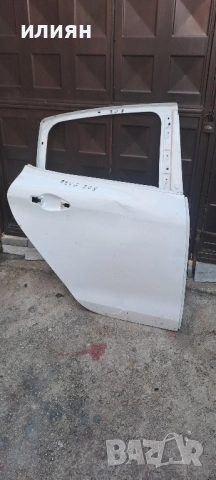 задна дясна врата за Peugeot 208 2014 2015 2016 2017 2018 2019г, снимка 2 - Части - 51728881