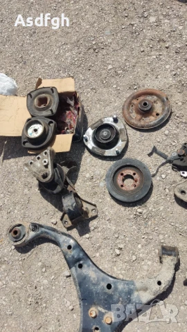 Tucson 2.0 CRTD , Туксон на части, снимка 18 - Автомобили и джипове - 28775416