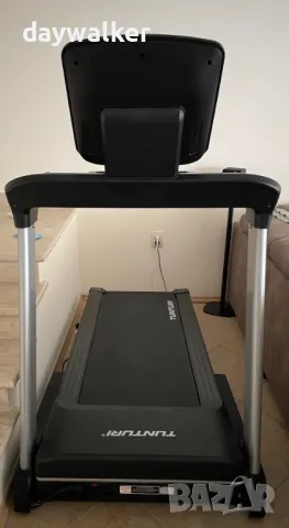 Бягаща пътека TUNTURI FitRun 90i Pro, Мотор 3.5 к.с., Скорост 0.8-20 км/ч, Bluetooth, снимка 11 - Фитнес уреди - 47869445