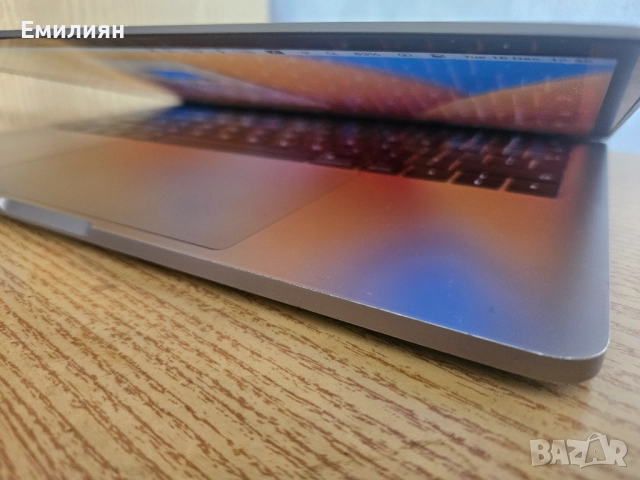 Macbook Pro 13 2017, снимка 5 - Лаптопи за дома - 52813308