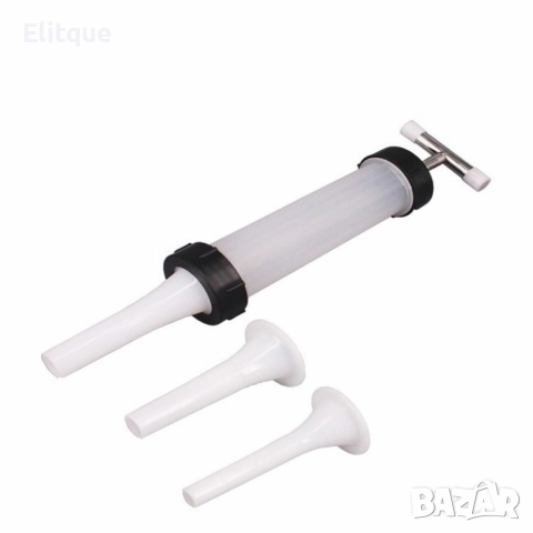 Механичен уред за пълнене на колбаси