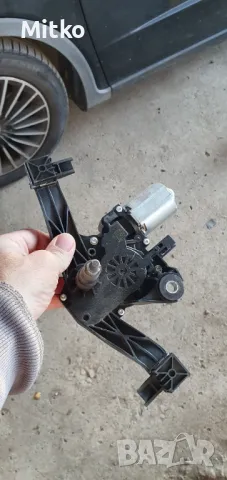 Моторче задна чистачка Опел корса 2017г., снимка 1