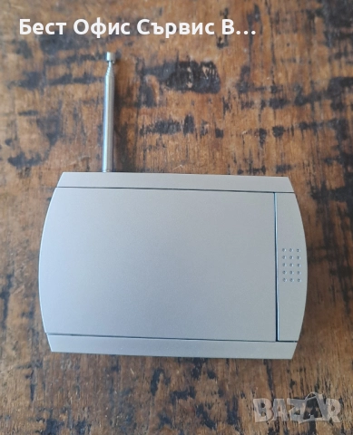 радио транзистор с часовник аларма плъзгащо се мазно, снимка 9 - Радиокасетофони, транзистори - 52063473