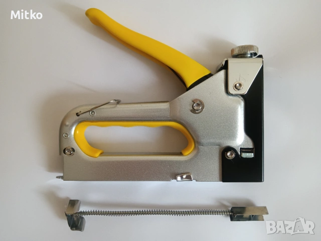 Механичен такер заедно със скоби марка TOPEX , снимка 5 - Такери - 53433460