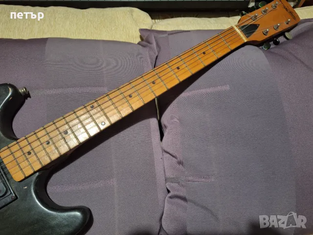 Ретро електрическа китара Кремона, снимка 3 - Китари - 48932808