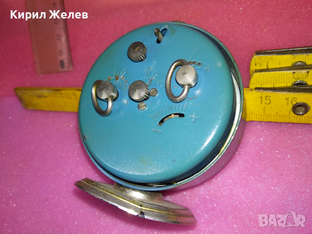 SLAVA MADE in USSR Стар КОЛЕКЦИОНЕРСКИ РУСКИ БУДИЛНИК МЕХАНИЧЕН НАСТОЛЕН ЧАСОВНИК СЛАВА СССР 32664, снимка 7 - Антикварни и старинни предмети - 44534289