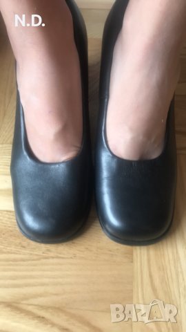 Черни дамски обувки, естествена кожа, с широк ток с височина 7 см, размер 38, снимка 1 - Дамски обувки на ток - 40871807