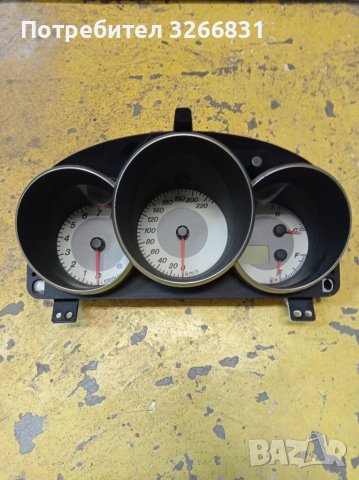 Mazda 3 табло километраж , снимка 1