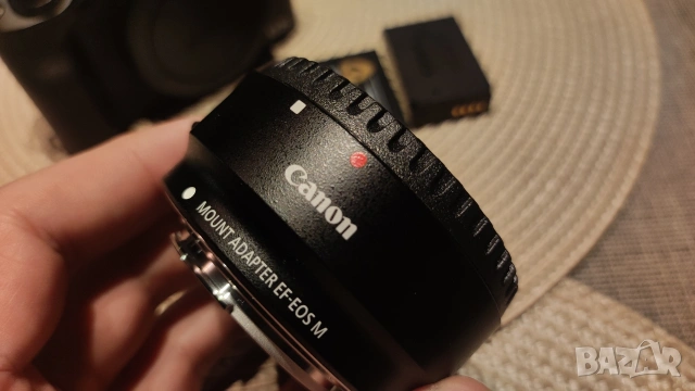 Canon EOS M50 + допълнителна батерия, 128 GB карта., снимка 6 - Фотоапарати - 53611031