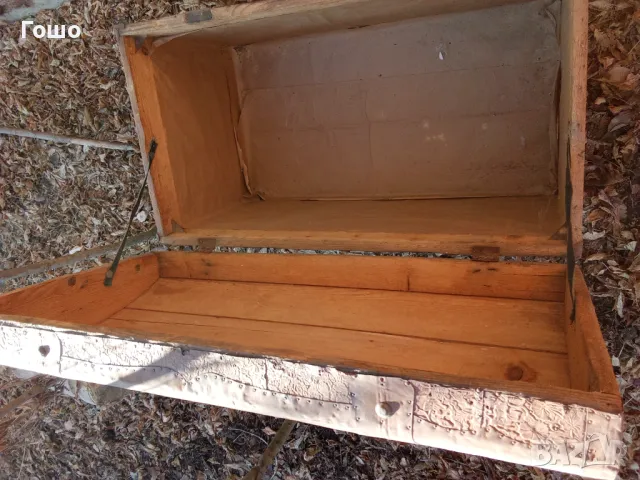 Стар дървен сандък., снимка 4 - Колекции - 48002047